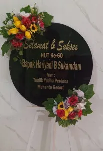 Papan Akrilik Ucapan Ulang Tahun Kepulauan Yapen